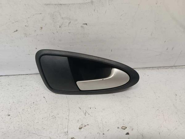 POIGNE PORTE AVANT DROIT SEAT - Vue 1